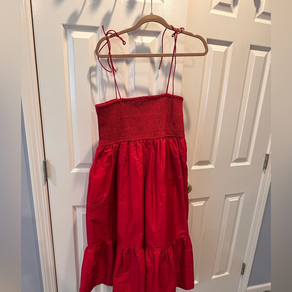 NEW - Dhruv Kapoor Red smocked tiered Dress- petite size medium petite